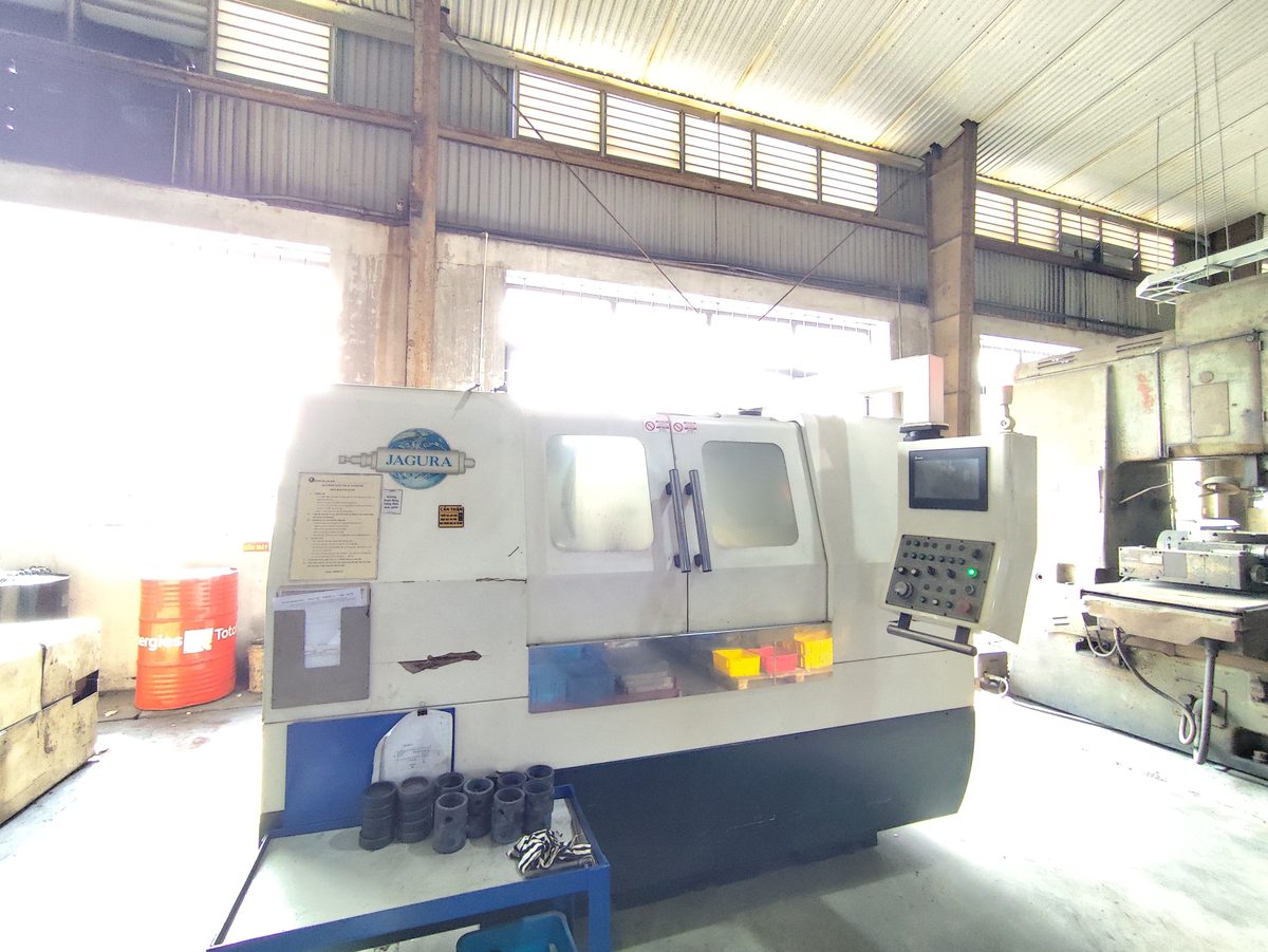 CNC lathe machine
