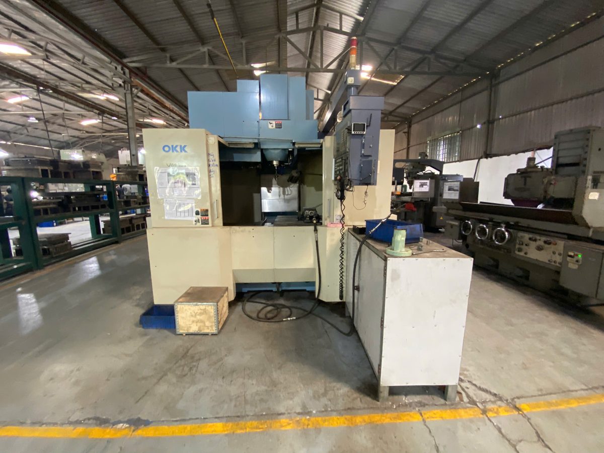CNC vertical milling machine at HDP Precision, Vietnam