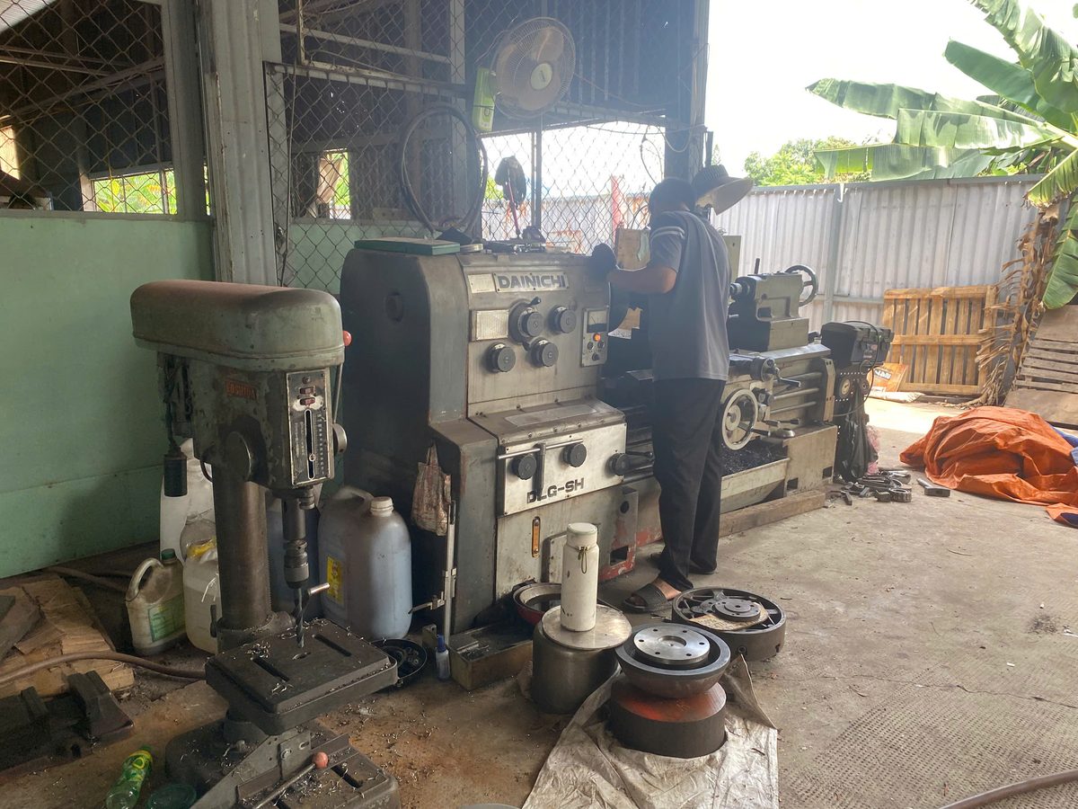 Lathe and drill machine