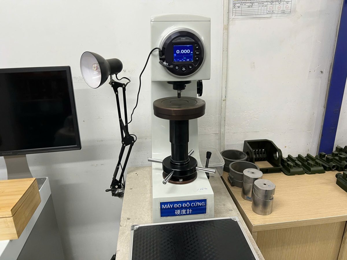 Kobayashi Casting in-house hardness testing machine