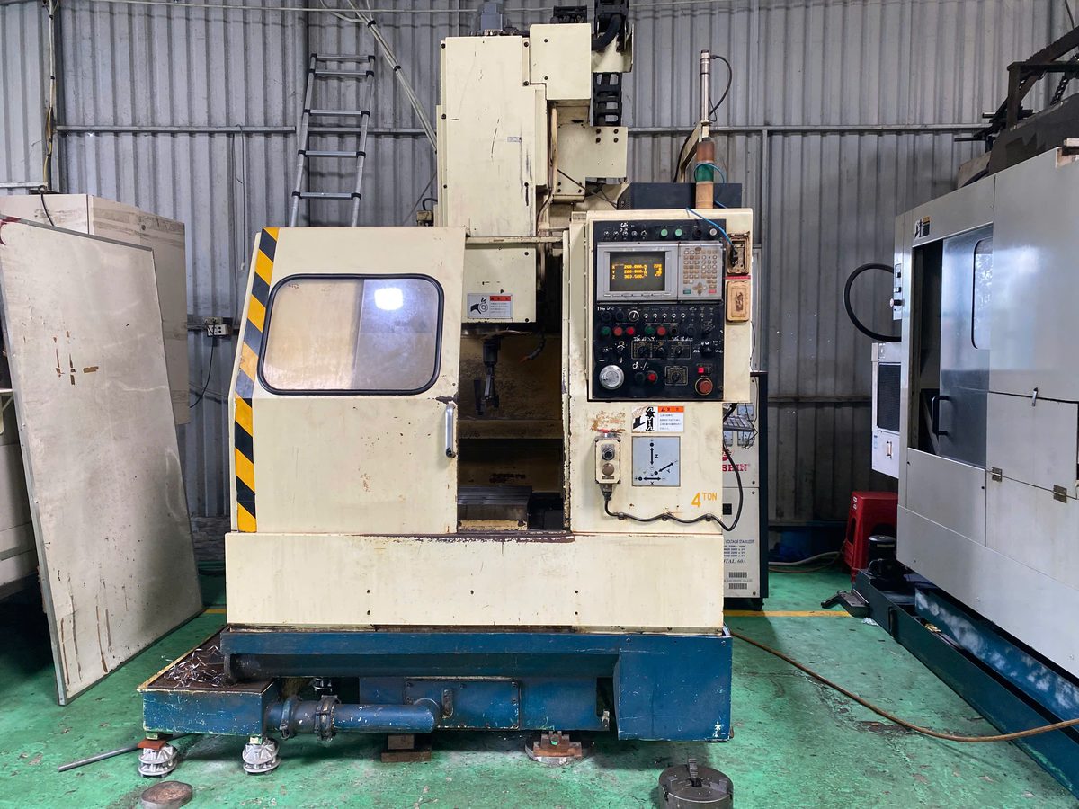 CNC milling machine 1