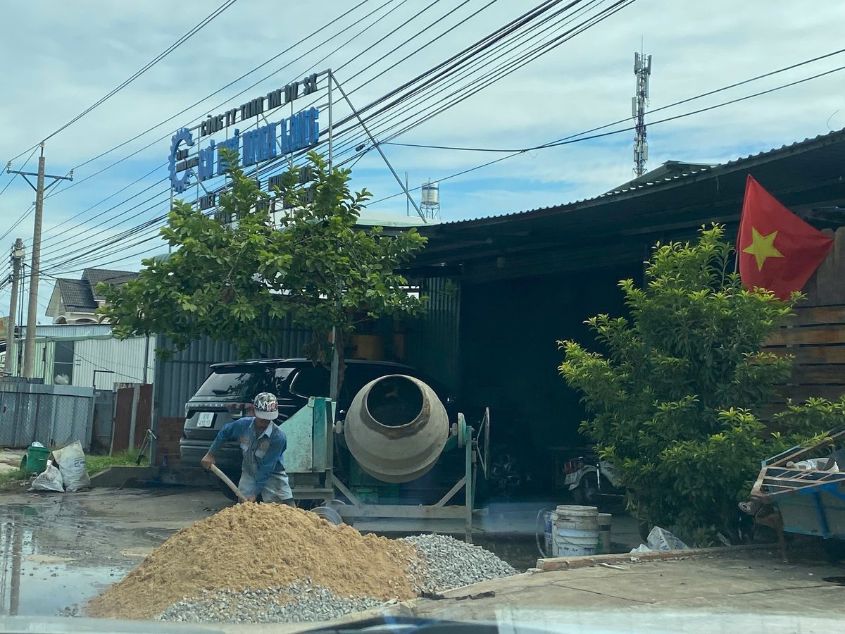 Minh Long Mechanical Production Trading Service factory