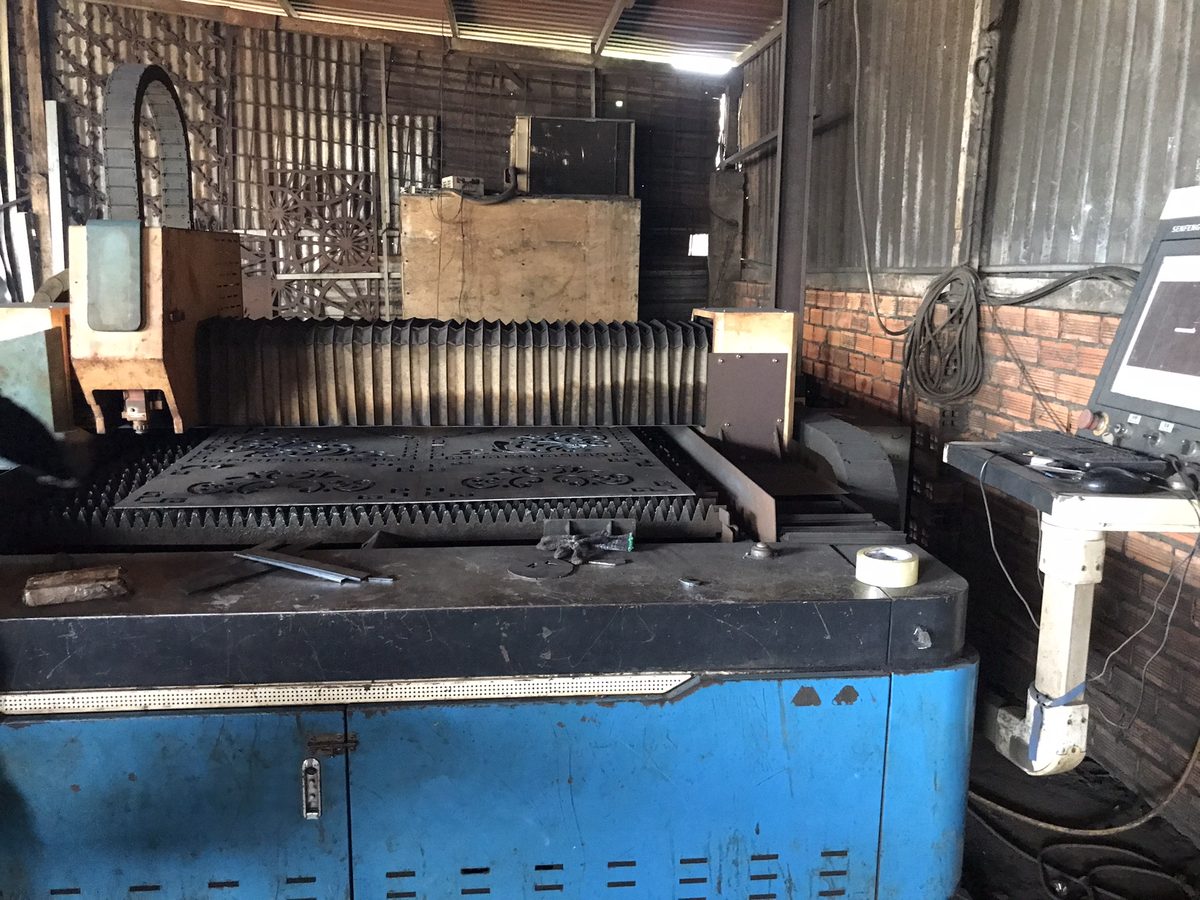 Lazer cutting machine 1