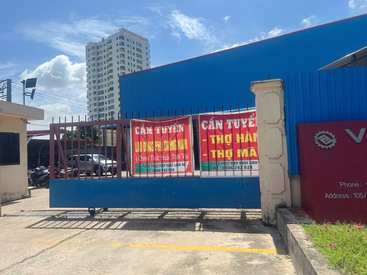 Outer view of gate 2