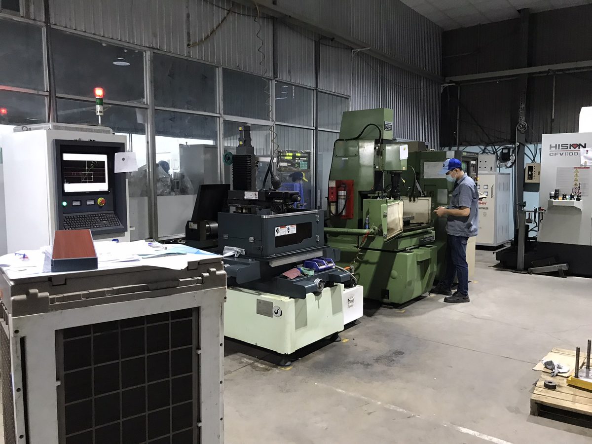 CNC milling machine