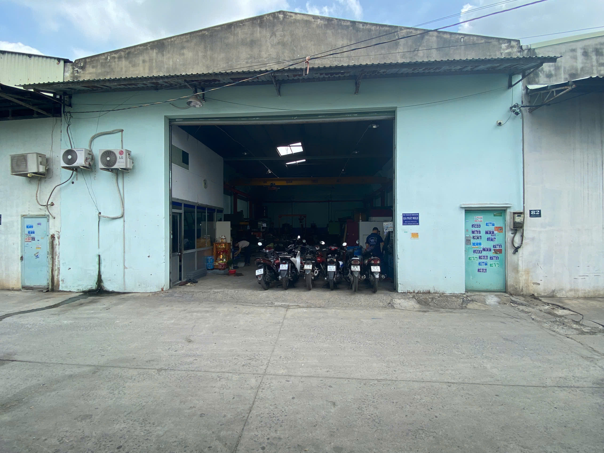 Gia Phat die-casting factory exterior gate